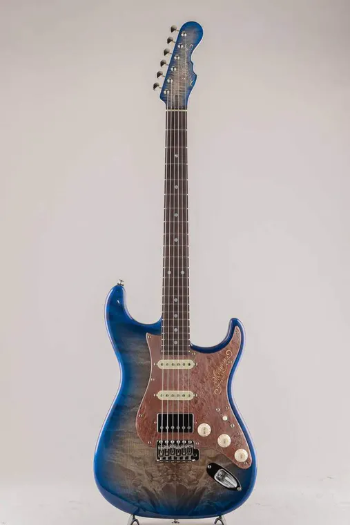 Momose MC-TOCHI'26/R EQS BLU-B B 实物图