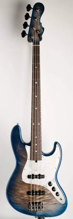 Momose MJ-TOCHI'26/R EQS BLUE-B 实物图