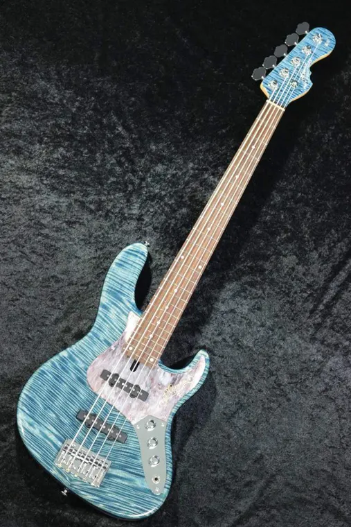 Momose MJ・Five24-TOCHI-24 SP'26/NJ FBL Fade Blue 实物图