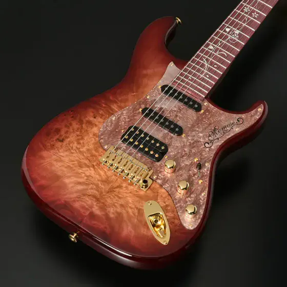 Momose MC7-MV-Premium/SKR Sakura Red Burst 实物图