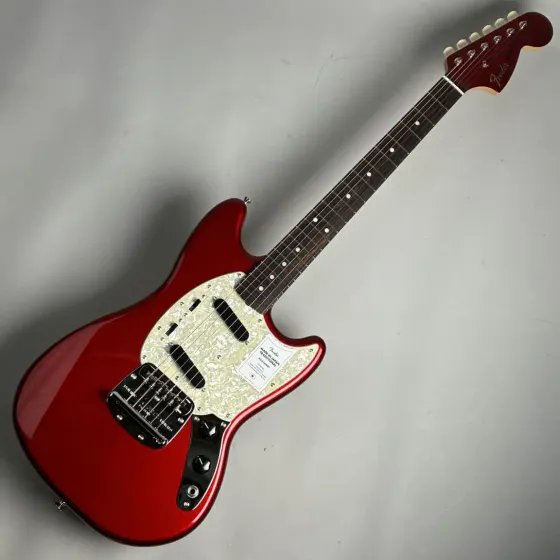 Fender Made in Japan Traditional 70s Mustang Candy Apple Red 实物图