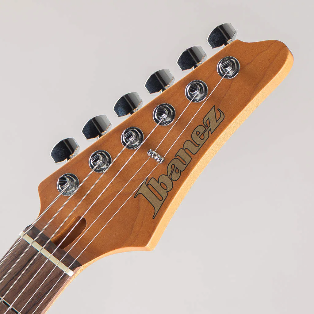 Ibanez AZ2402AR-CGW · Coarse Grain White Flat · Headstock front and locking tuners