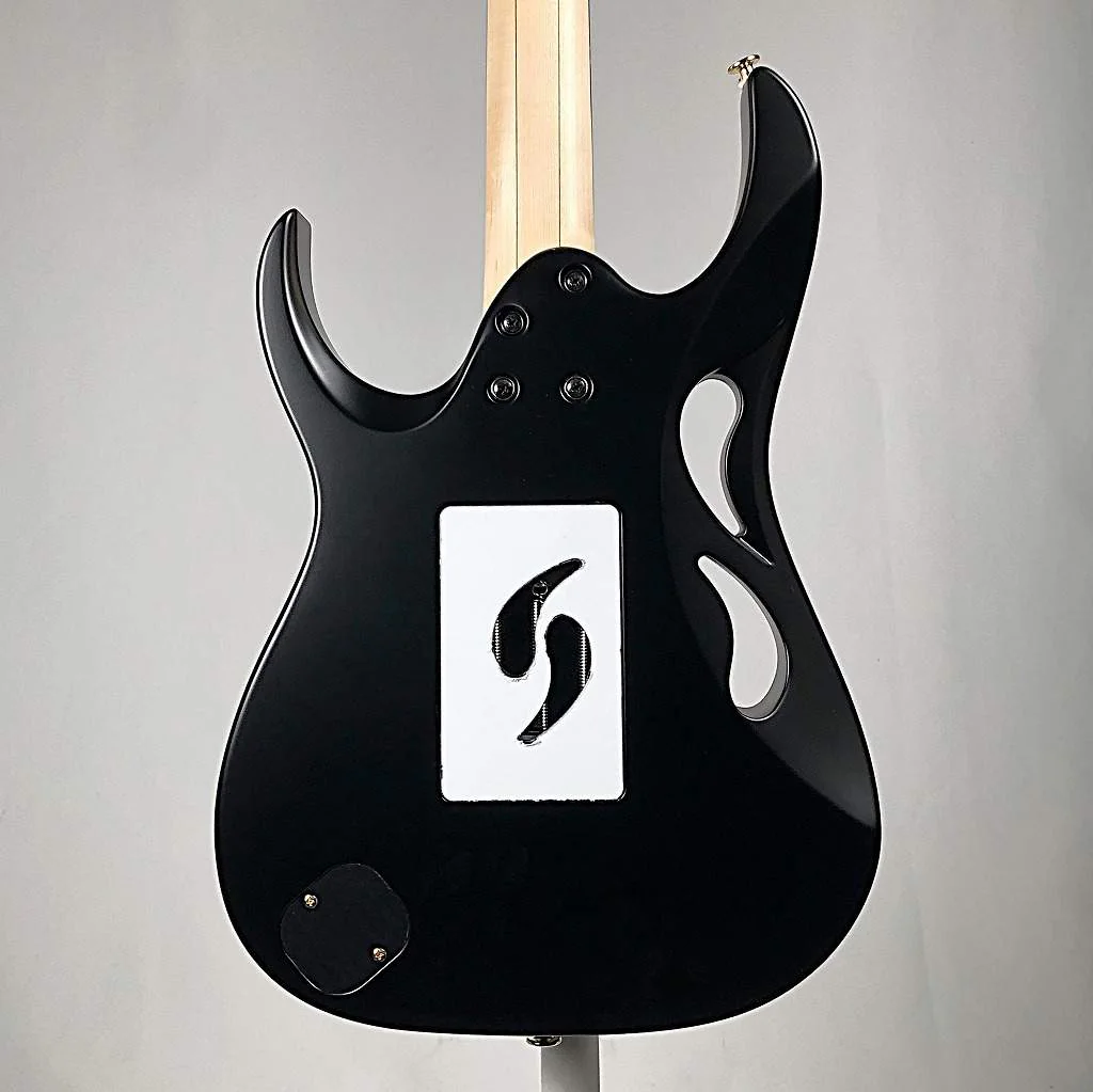 Ibanez PIA3761-XB · Onyx Black · Body back and Petal Grip