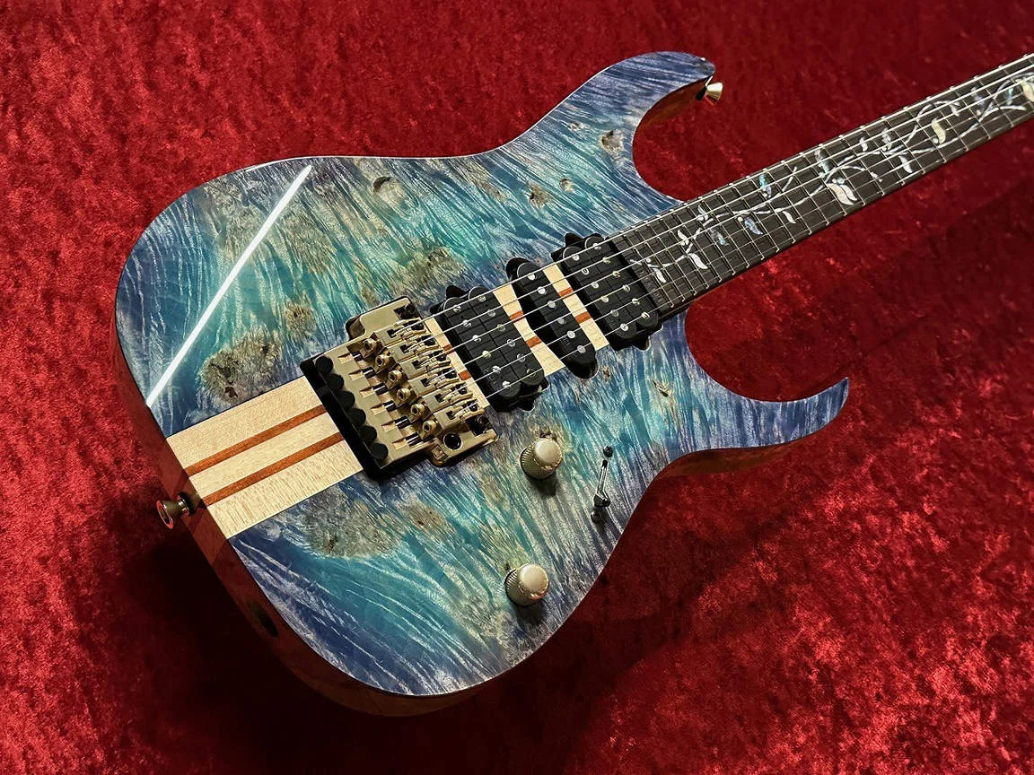Ibanez IV2RG · Blue-green burst and natural wood · Actual instrument: body and burl angle two