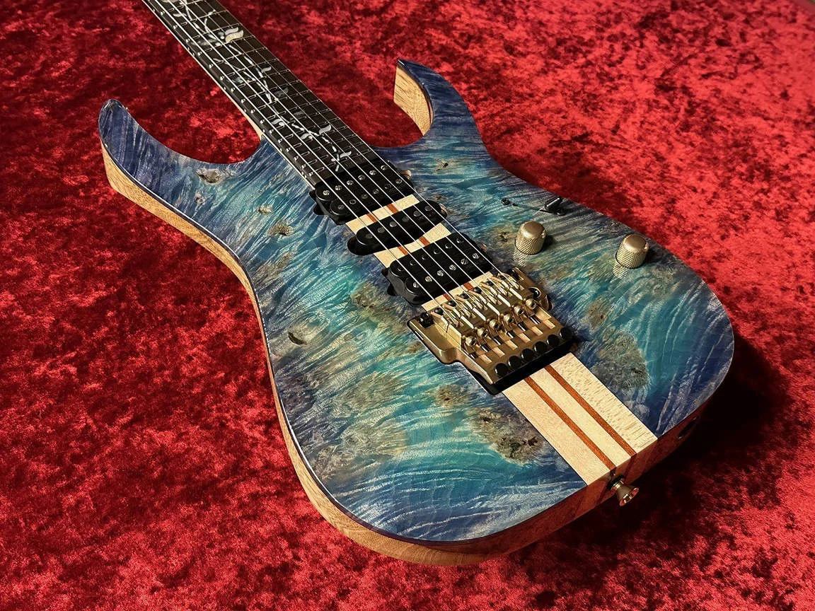 Ibanez IV2RG · Blue-green burst and natural wood · Actual instrument: body and burl angle four