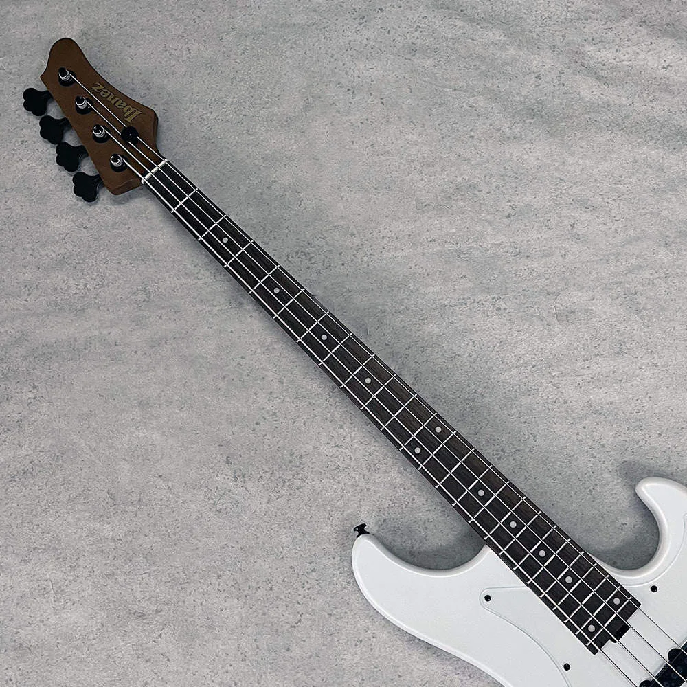 Ibanez MDM1000-PW · Pearl White · Actual instrument: neck and fingerboard front