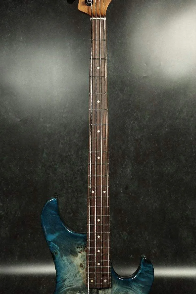 Ibanez MDM1600-CTL · Cosmic Blue Starburst Low Gloss · SG-0032 · Actual instrument: neck and fingerboard front