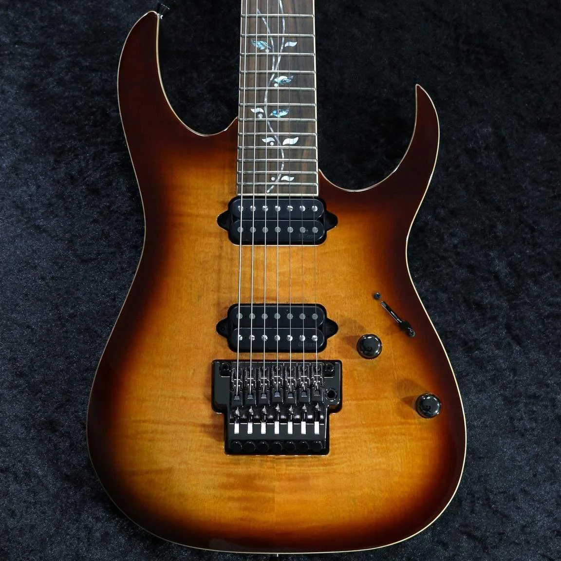 Ibanez RG8527-BSR · Brownish Sphalerite · Actual instrument: body front