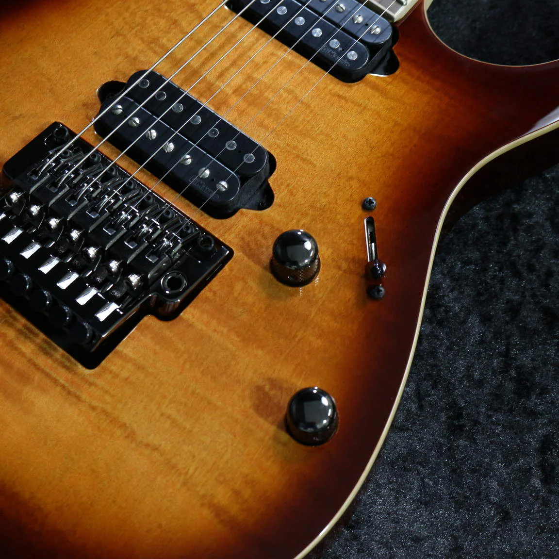 Ibanez RG8527-BSR · Brownish Sphalerite · Actual instrument: pickups, bridge and controls