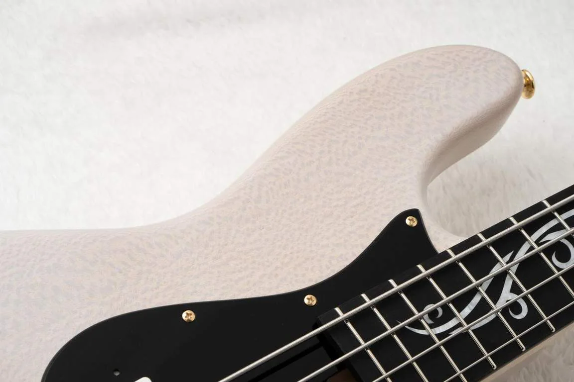 Momose MJ-PLATANUS SP'/E ~WH/OIL · White · Actual instrument detail 4