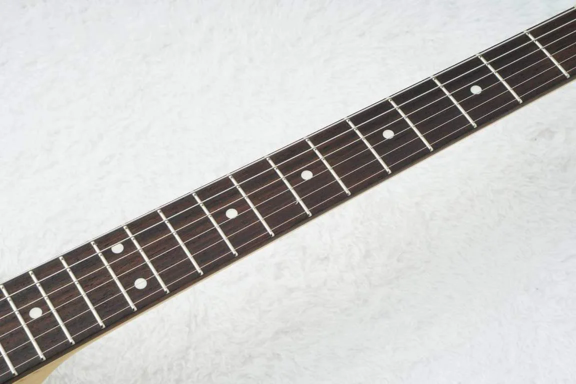 Momose MT2/R · Butterscotch Blonde · Actual instrument detail 6