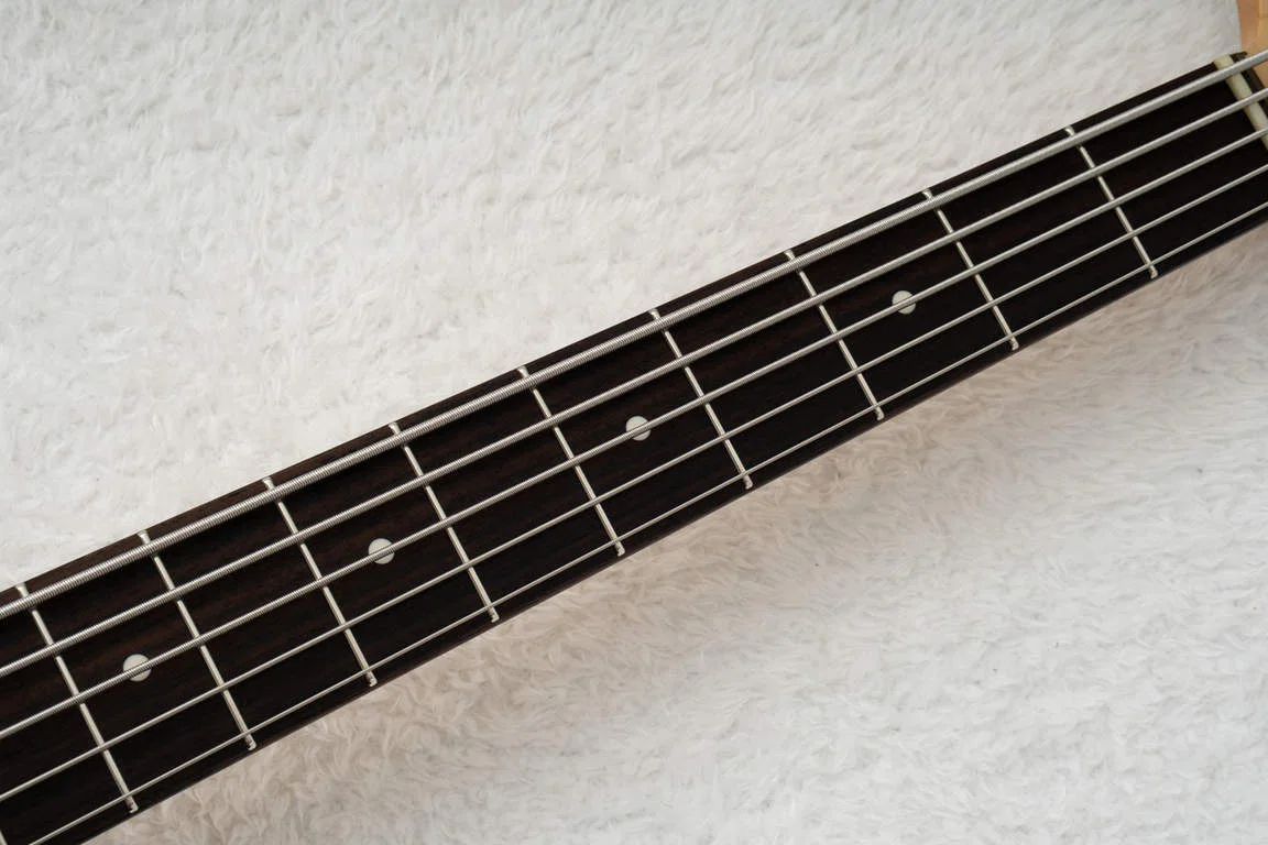 Momose MJ・Five1/R · Black · Actual instrument detail