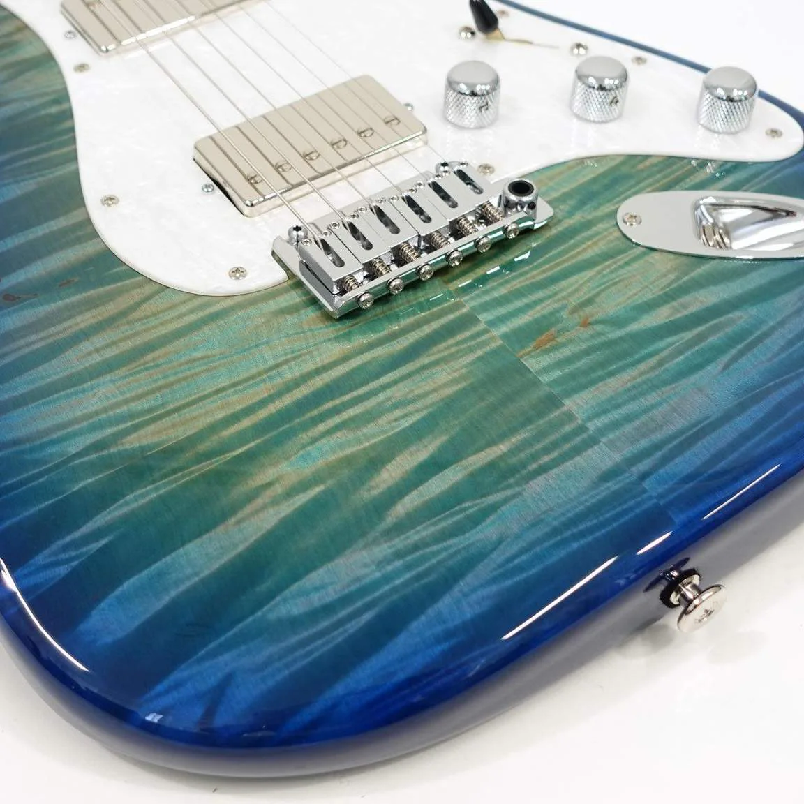 Momose MC1-HH FT · Blue Burst · Actual instrument detail 1