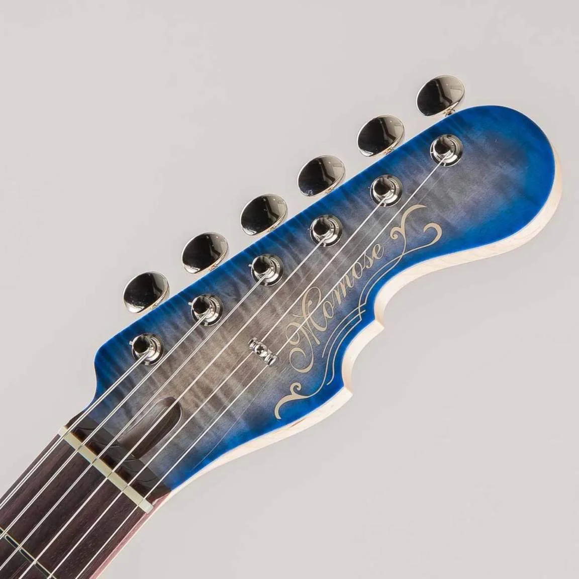 Momose MC-TOCHI'26/R EQS · BLU-B B · Actual headstock front