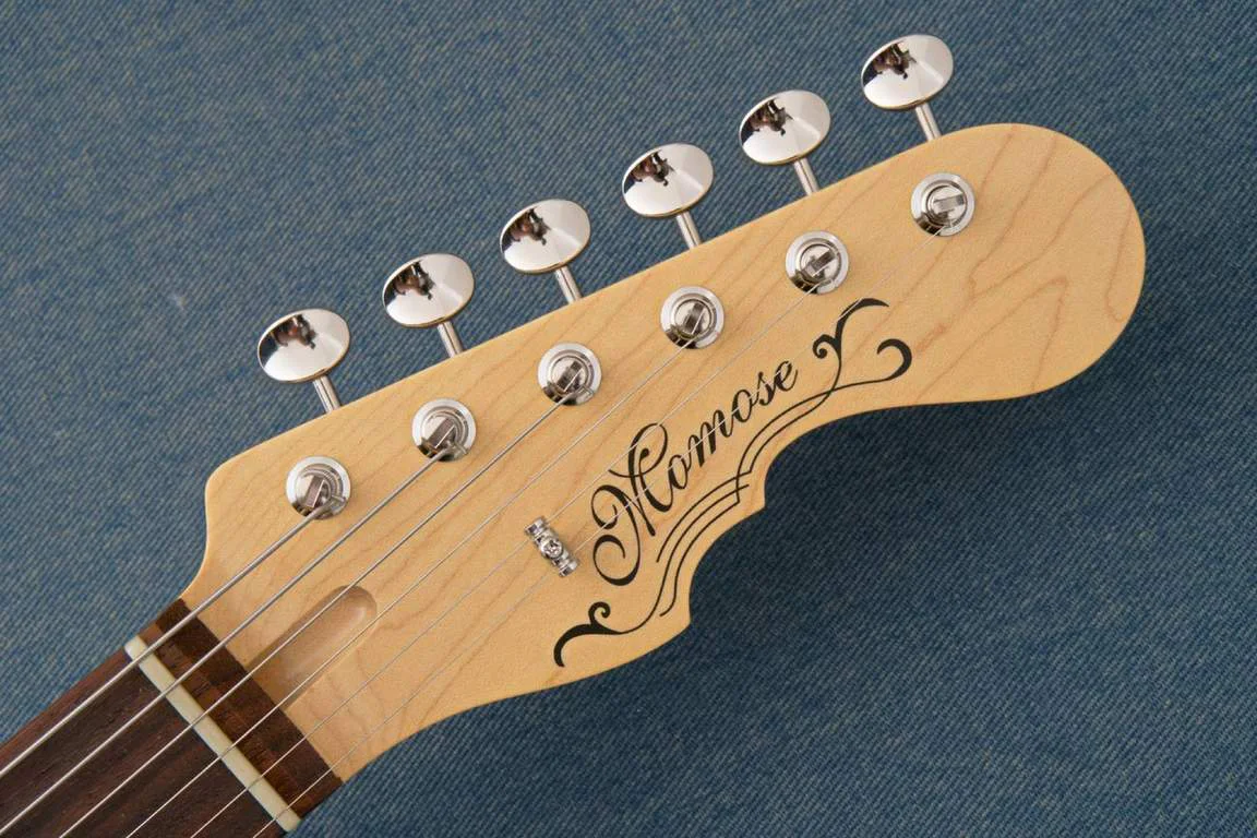 Momose MC2/R · White Blonde · Actual headstock front