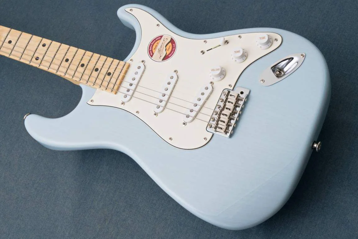 Momose MC2/M · Sonic Blue Blonde · Actual instrument detail 2