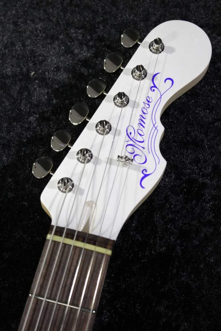 Momose MT1-ADZ-BL/R WH/OIL-MH · White Oil · 实物琴头正面