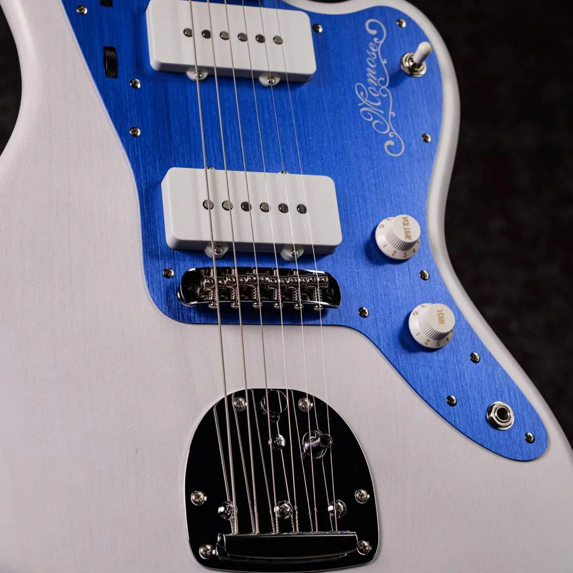 Momose MJS1-ADZ-BL/R WH/OIL-MH · White Oil · Actual instrument detail 2