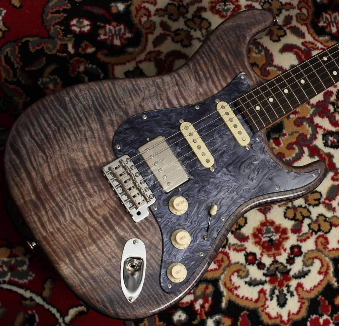 Momose MC-F MAPLE LTD H/R · Purple Flame · Actual body front and figure