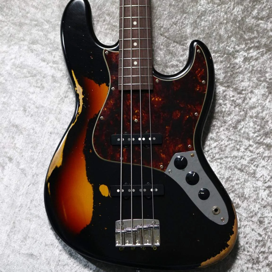 Momose MJ1-STD/R BLK on 3TS Heavy-Aged · Actual body front and figure
