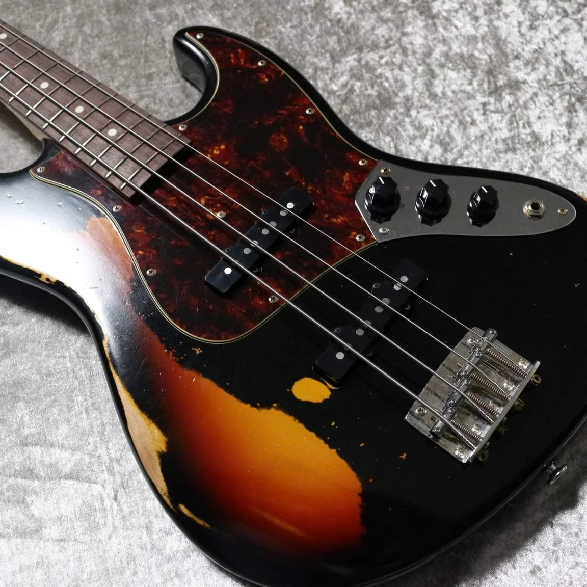 Momose MJ1-STD/R BLK on 3TS Heavy-Aged · Actual instrument detail 2