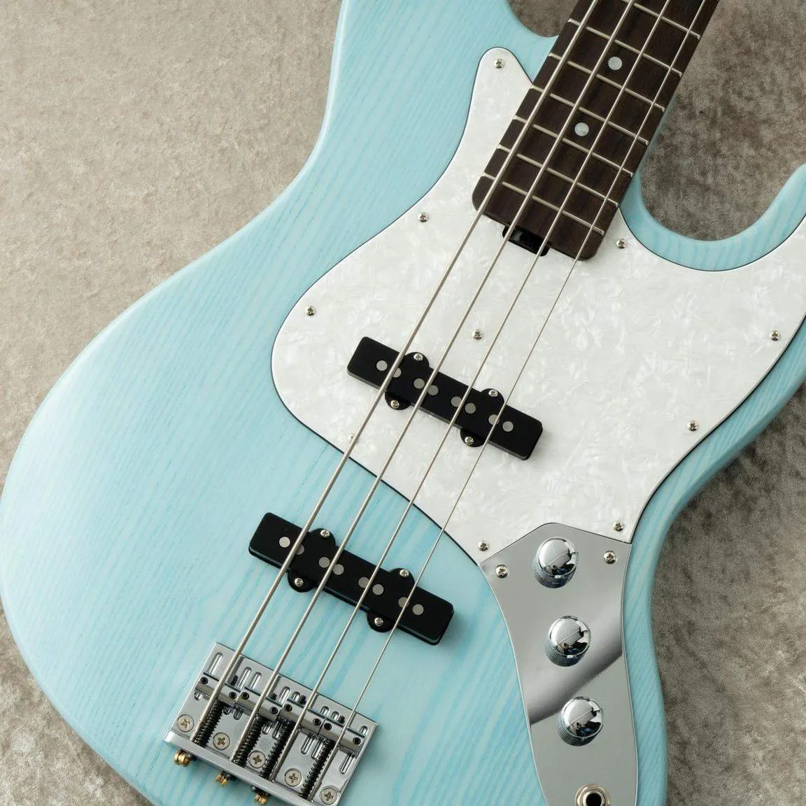 Schecter CB-1-AS · See-Through Sonic Blue · 实物细节照片 4