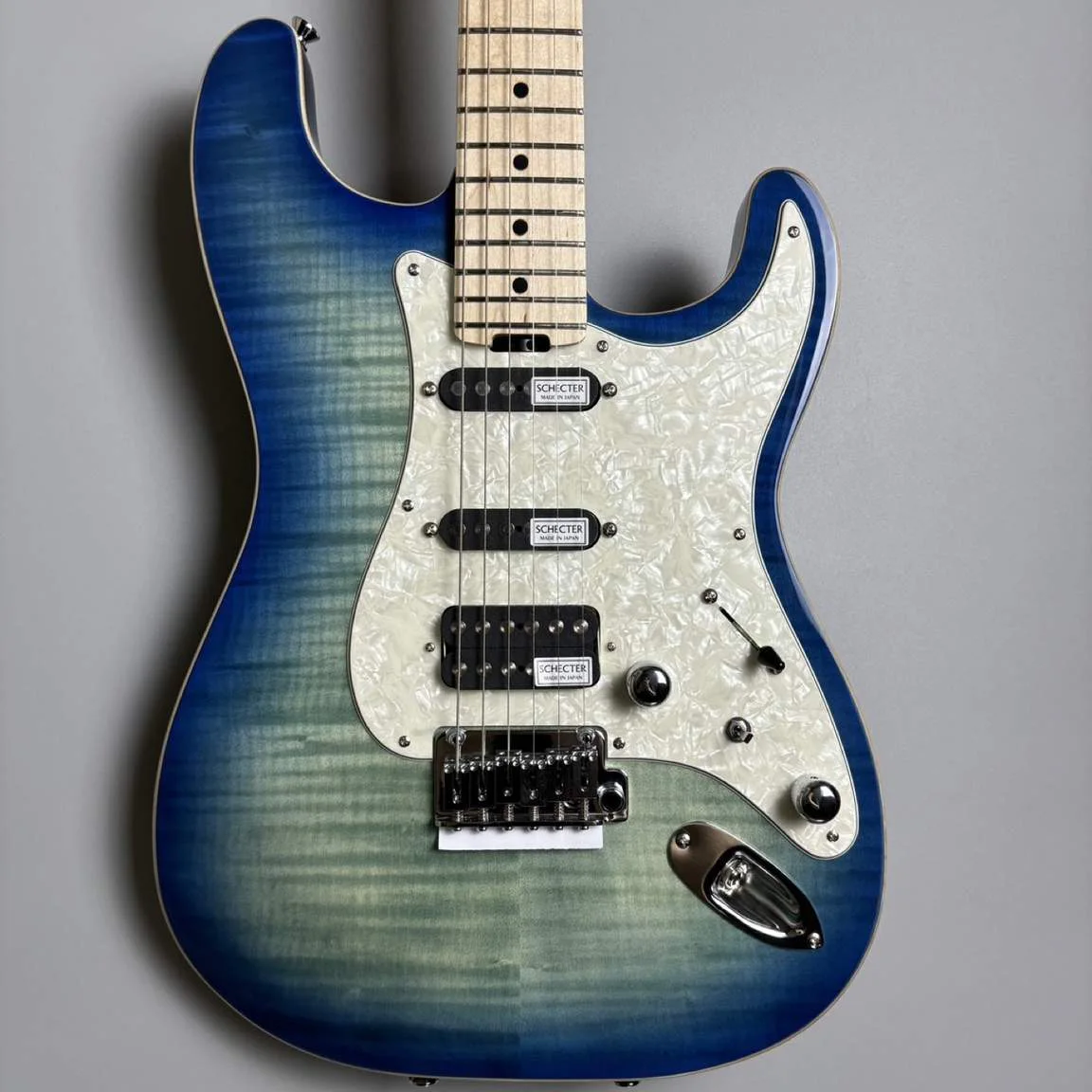 Schecter GS-1-AL-VTR-S-W/M · Cool Blue Burst · Actual instrument, body front