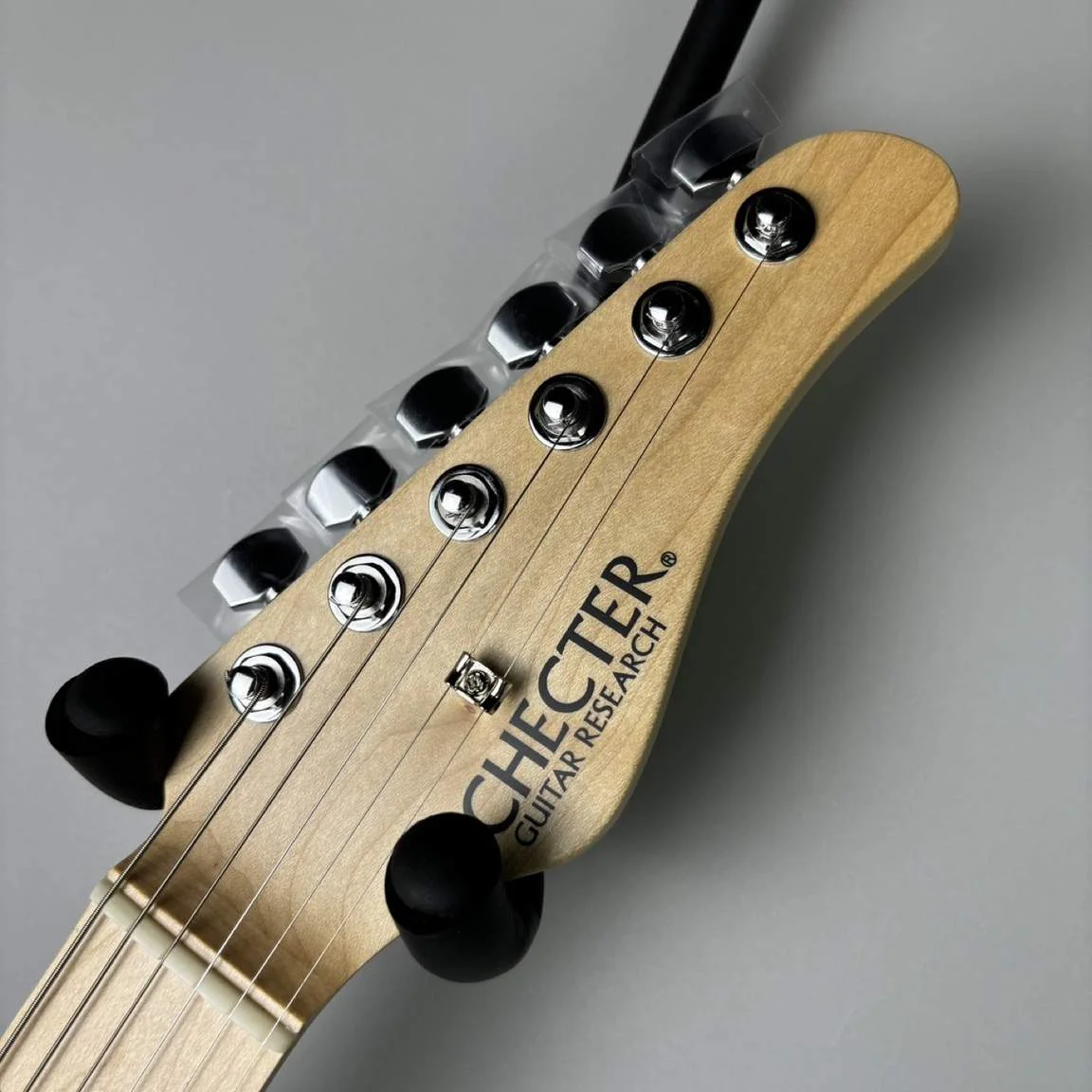 Schecter GS-1-AL-VTR-S-W/M · Cool Blue Burst · Actual instrument, headstock front