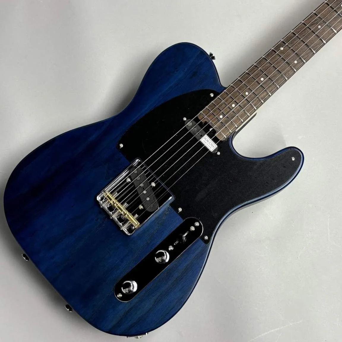 Schecter L-S-PT-AS/R · See-Through Blue · 实物琴体正面