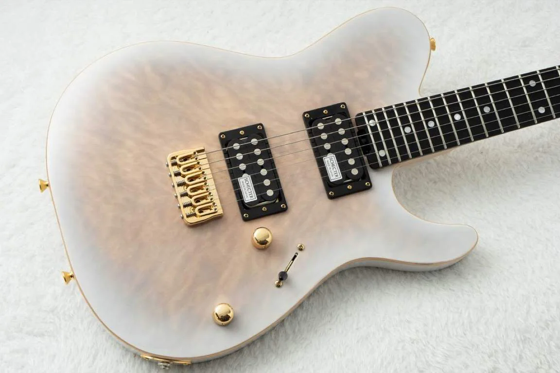 Schecter KR-24-2H-FXD · Blonde / Gold Hardware · Actual instrument, body front