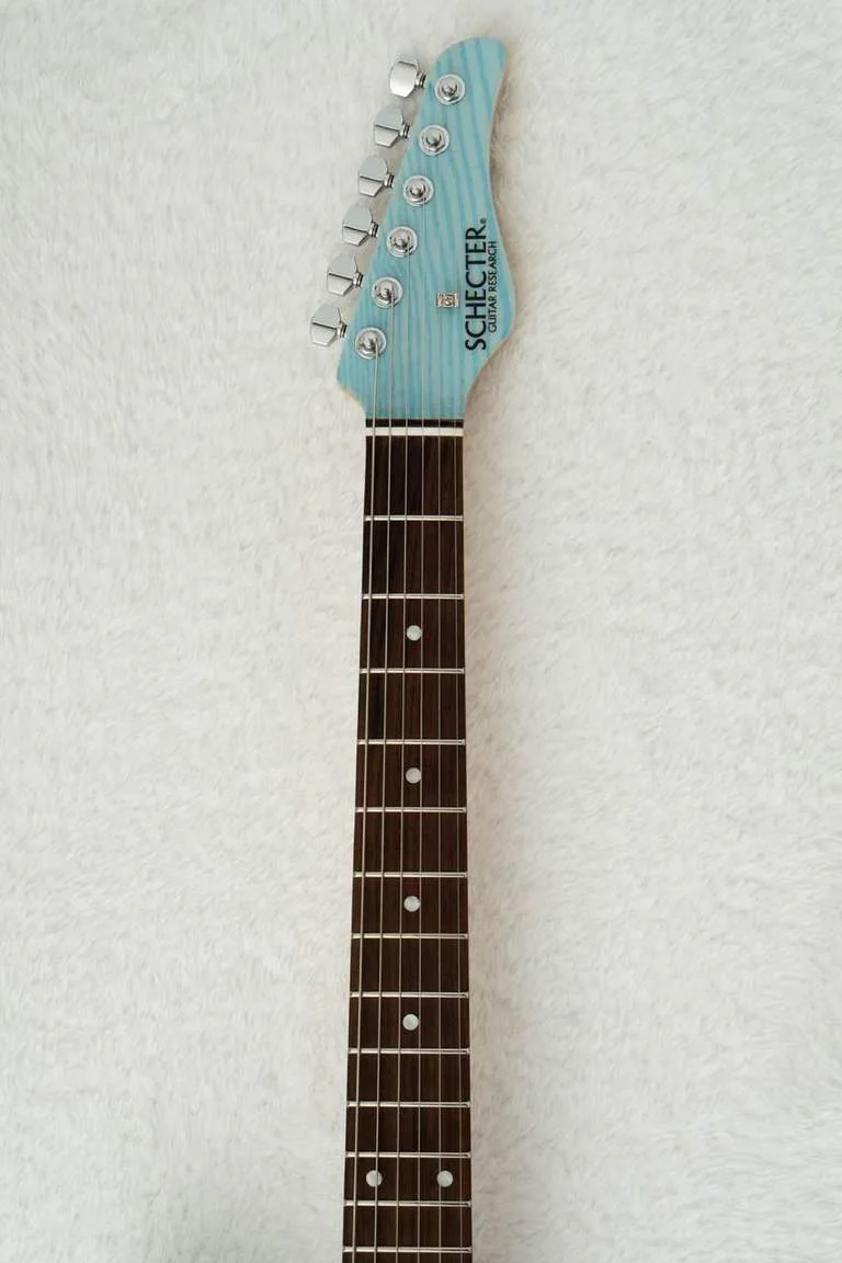 Schecter AR-06-2H-AS · See-Through Sonic Blue · Actual instrument detail 2