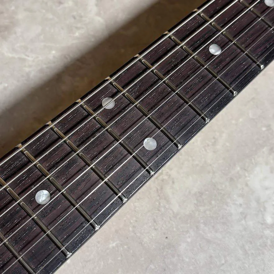 Schecter SD-2-24-AL-VTR/R · See-Through Blue · Actual instrument detail 3