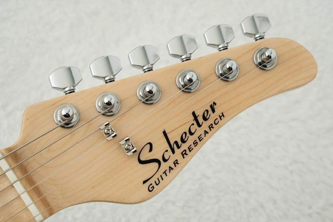 Schecter PS-ST-SC2 · Olympic White · Actual instrument, headstock front