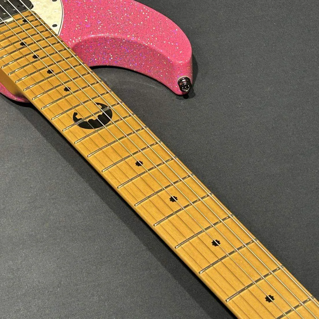 Schecter AC-EX-7-AveMujica/Mortis/SIG · Pink Glitter · Actual instrument detail 2