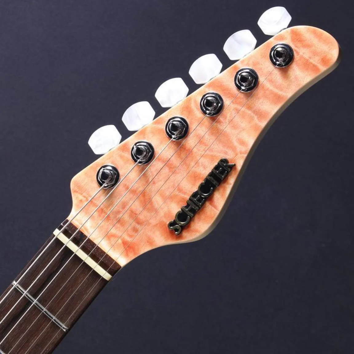 Schecter ST3-22-CTM-VTR · Strawberry Ice · Actual instrument, headstock front