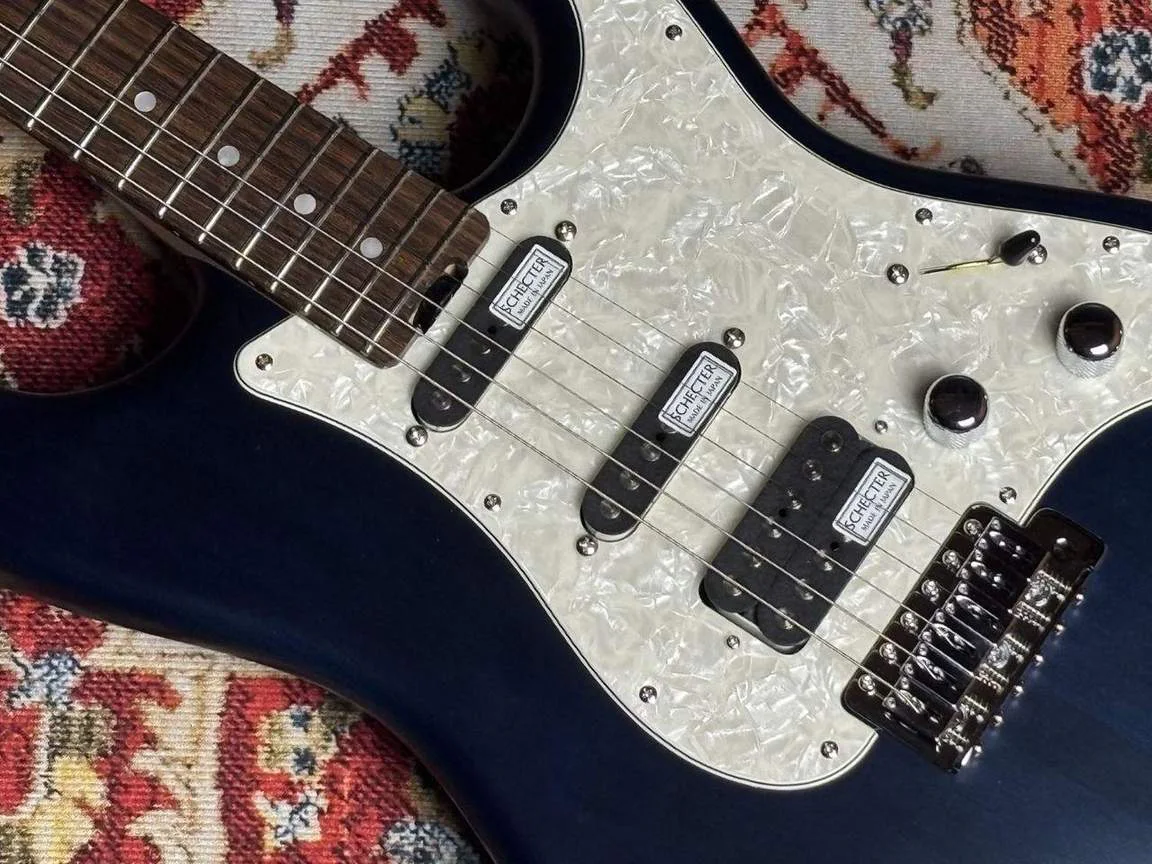 Schecter PS-S-ST-4-AL-N/R · Deep Blue · Actual instrument detail 2
