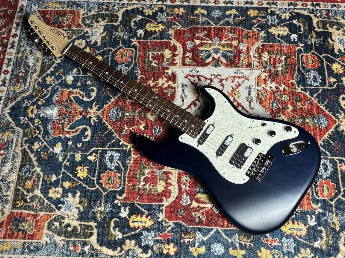 Schecter PS-S-ST-4-AL-N/R · Deep Blue · Actual instrument detail 3