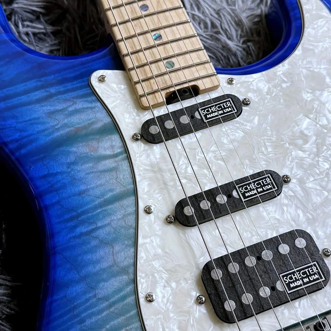 Schecter ST-4-22-CTM-FRT · Indigo Light Blue · 实物细节照片 2