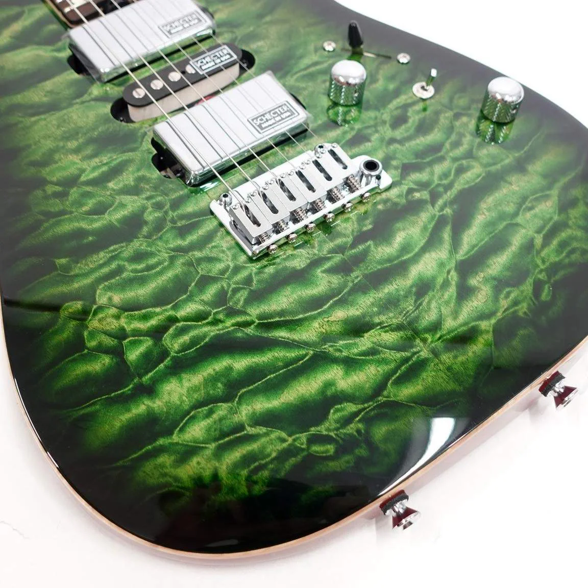 Schecter EX-5B-24-CTM-VTR · Emerald Green Burst · Actual instrument detail 6