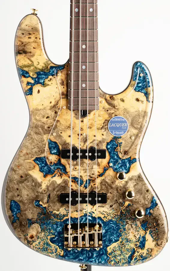 Momose MJ1-CTM Buckeye Burl Natural · Actual body and figure