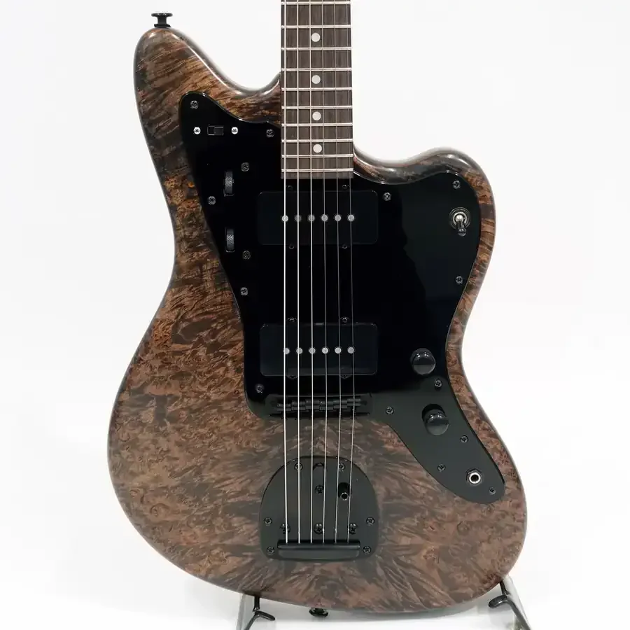 Momose MJS1-BM Burl Maple · Burl Maple Natural Burst · Actual body and figure