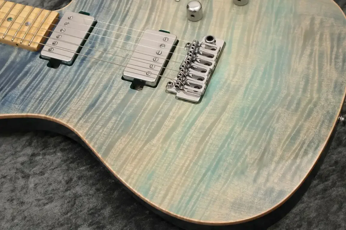 Sugi Custom Order DS496FM EX Grade Exotic Maple/HM/Ash · Sandy Beach Blue · 实物照片 4