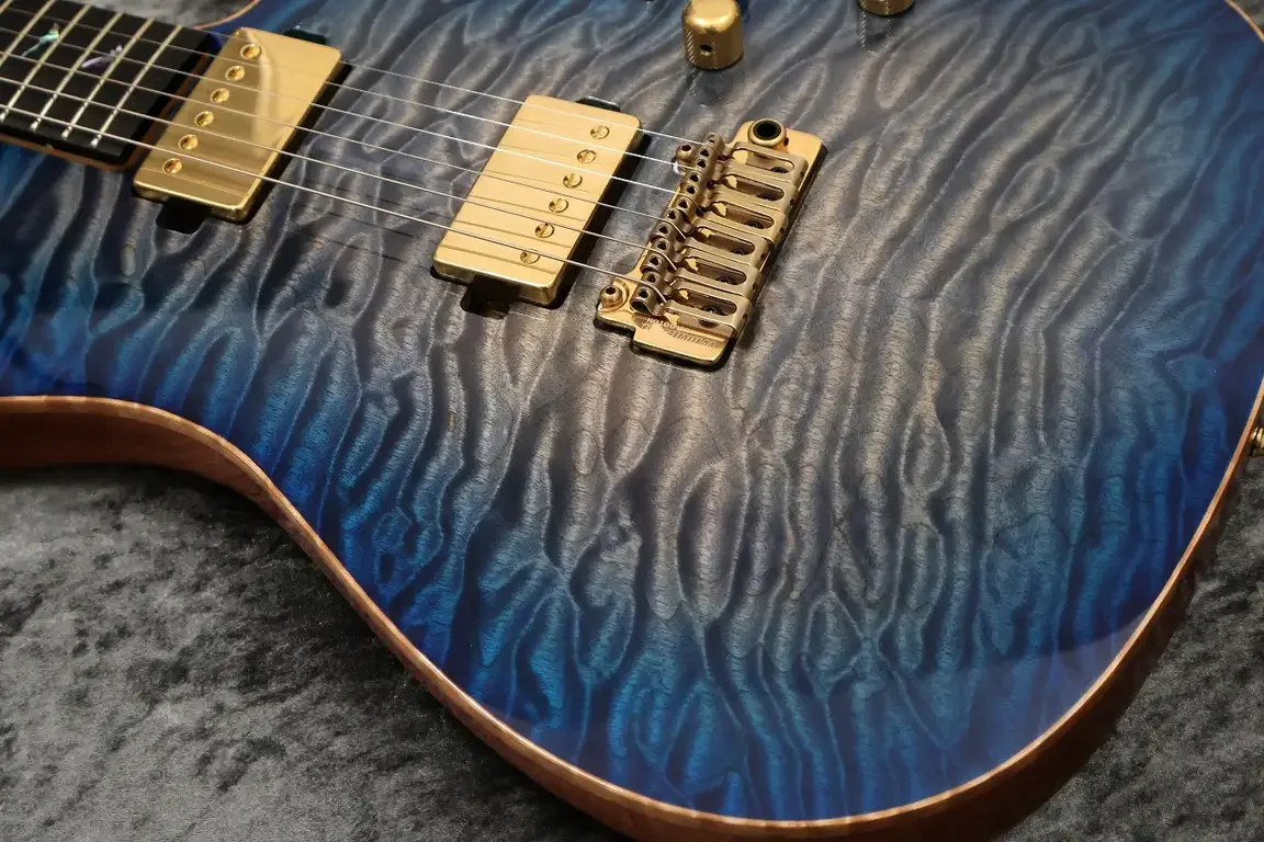 Sugi Custom Order DS496E 6A Quilt Maple/HM/F-Maho · Dark See Through Blue · Instrument photo 4