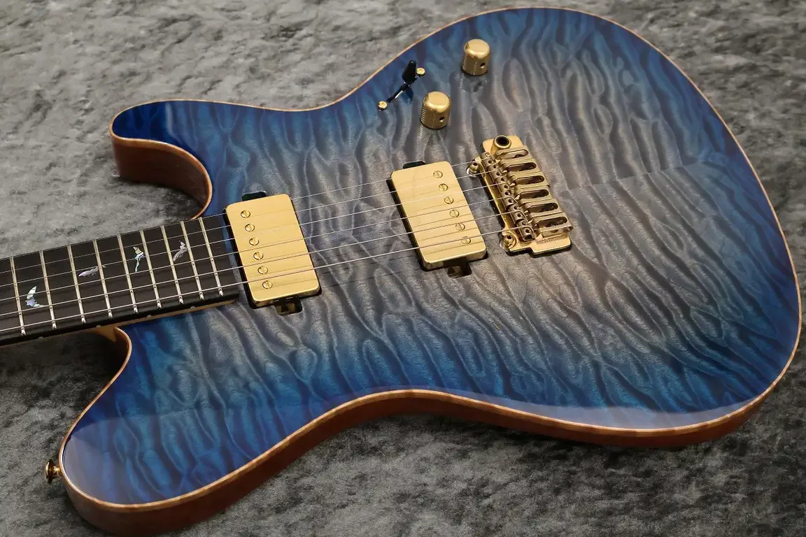 Sugi Custom Order DS496E 6A Quilt Maple/HM/F-Maho · Dark See Through Blue · Instrument photo 5