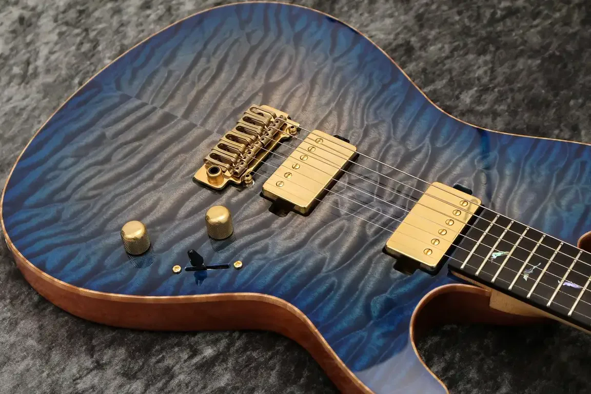 Sugi Custom Order DS496E 6A Quilt Maple/HM/F-Maho · Dark See Through Blue · Instrument photo 7