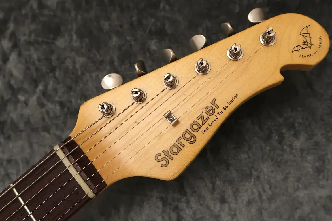 Sugi Kurosawa Limited Stargazer 3S Alder/Vintage Rosewood FB · 3Tone Sunburst Heavy Aged · Instrument photo 8