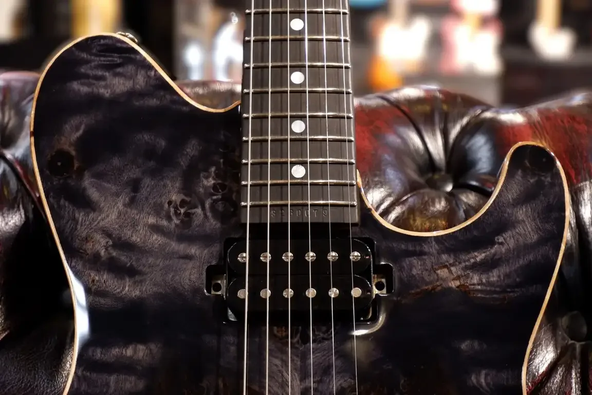 Sugi DS496E POP/HM/F-MAHO · Blue See-through Black · Instrument photo 6