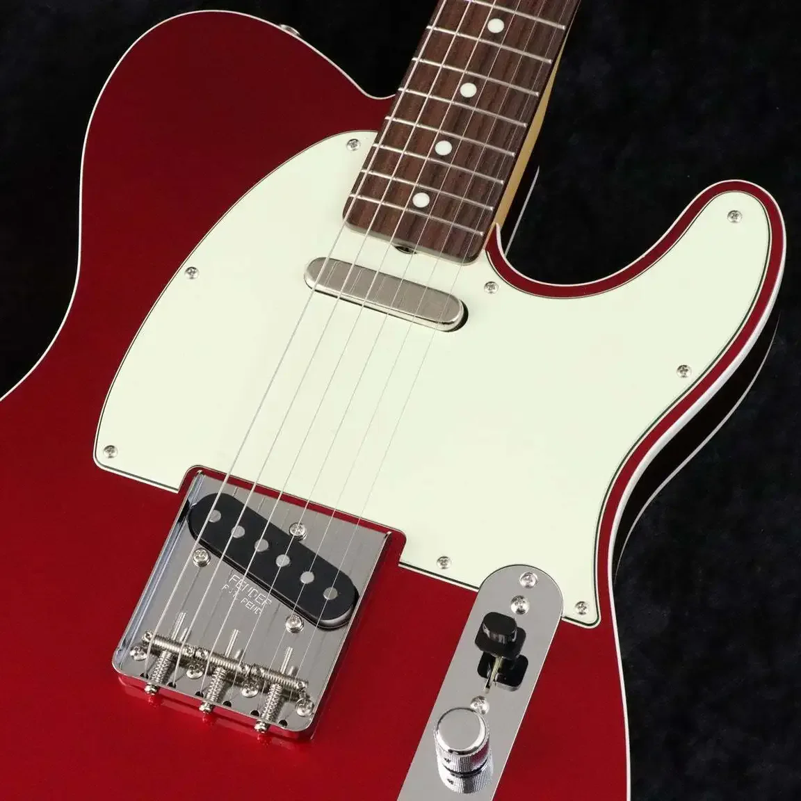 Fender FSR Collection 2023 Traditional 60s Telecaster · Candy Apple Red · Actual instrument detail