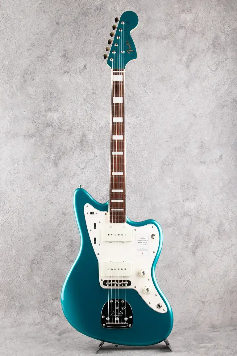 Fender Made in Japan Traditional Late 60s Jazzmaster · Ocean Turquoise Metallic