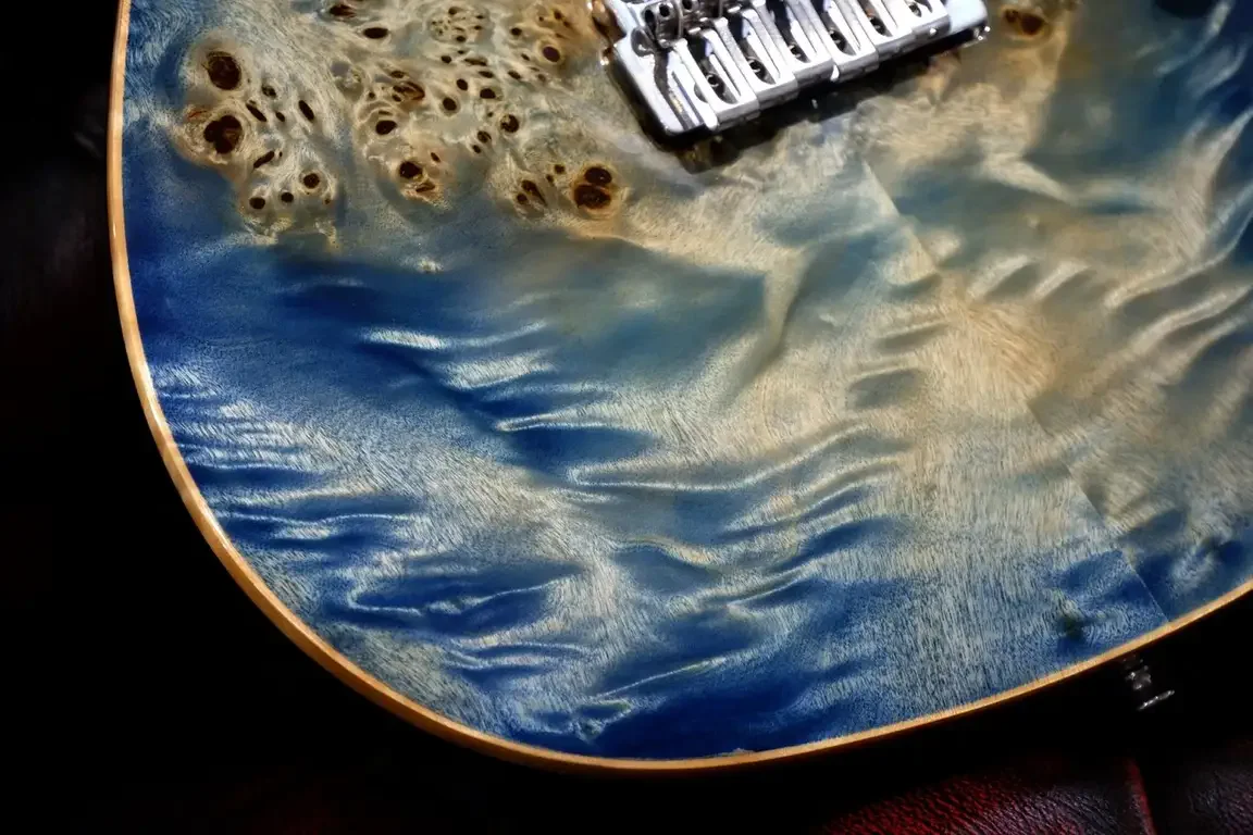 Sugi DH496IR POP/HM/F-MAHO · See-through Blue · Instrument photo 5